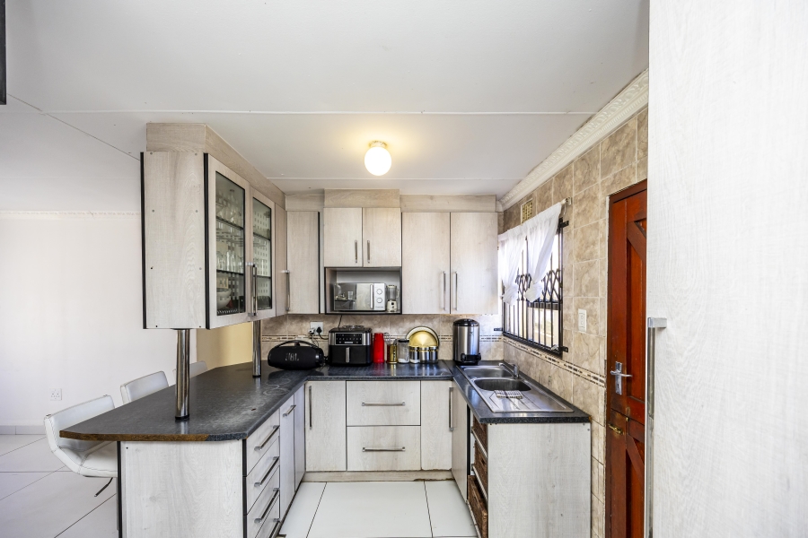 4 Bedroom Property for Sale in Haven Hills Eastern Cape